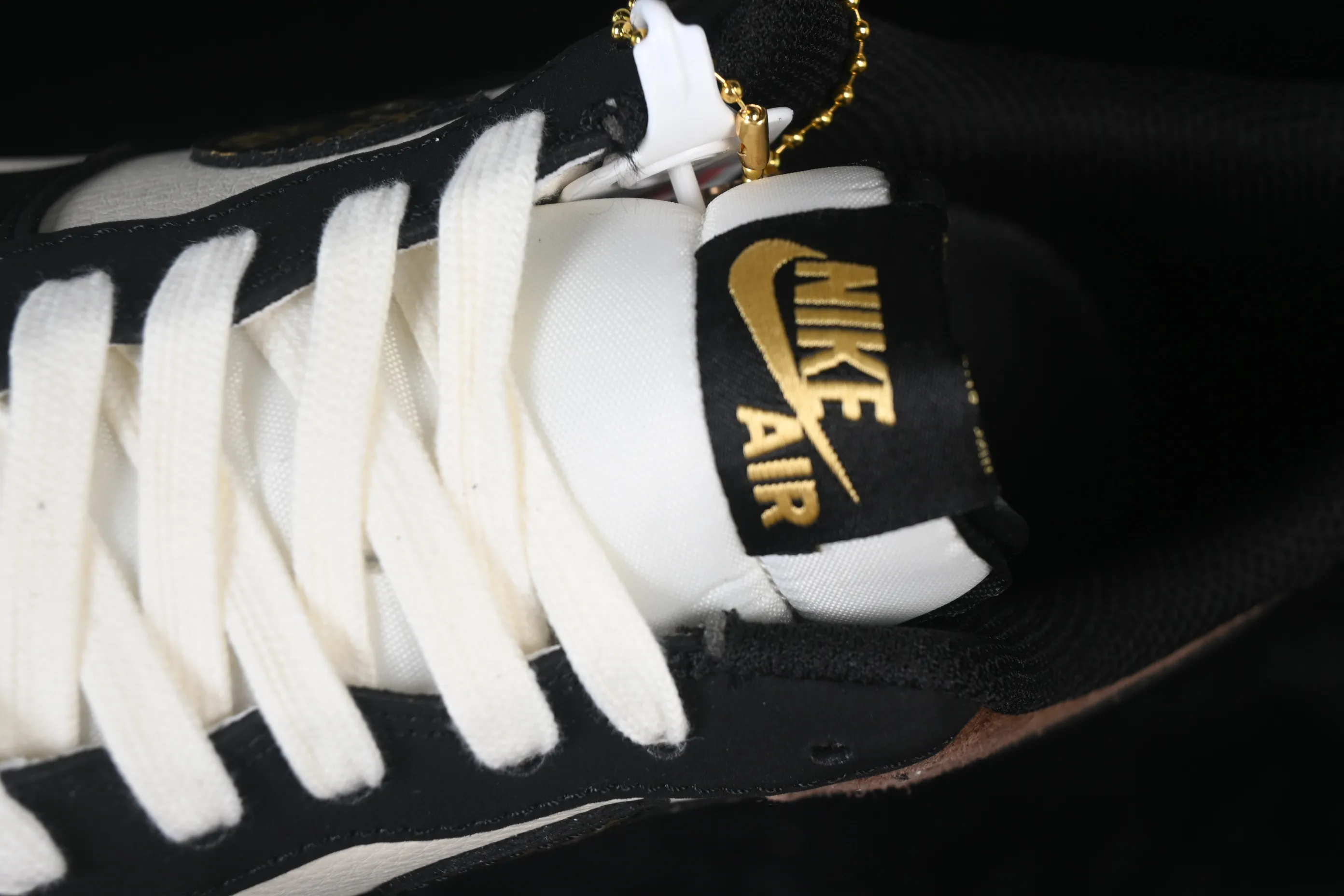 All Categories Nk Air Force 1 Air Force Series Nk Air Force 1 Low Air Force Low Nike Air Force 1'07 Low Year of the Horse Limited Black Brown Suede Air Force One Low Casual Shoes XD0028-010